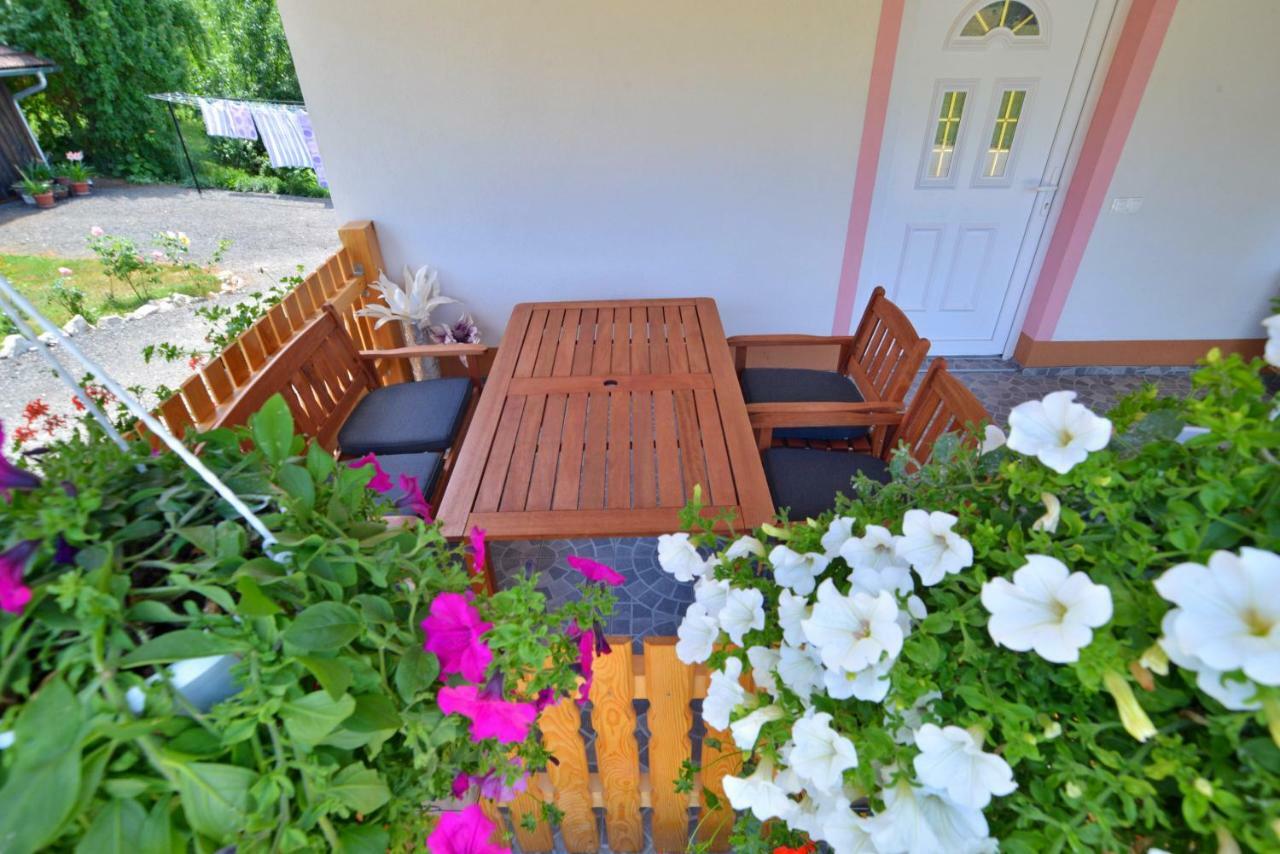 Guesthouse Ella Slunj Exteriér fotografie